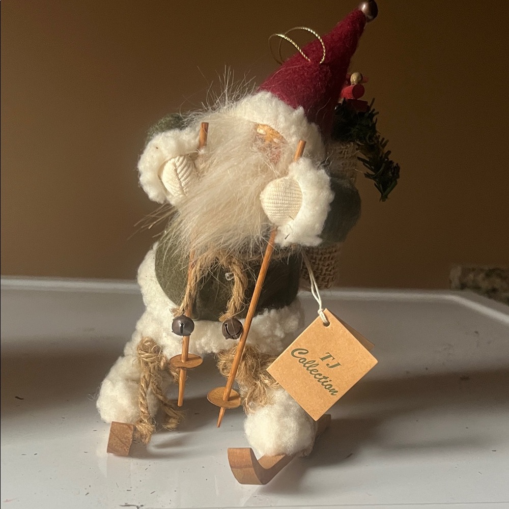 1997 TJ COLLECTION Festive Santa Skier Figurine/ornament